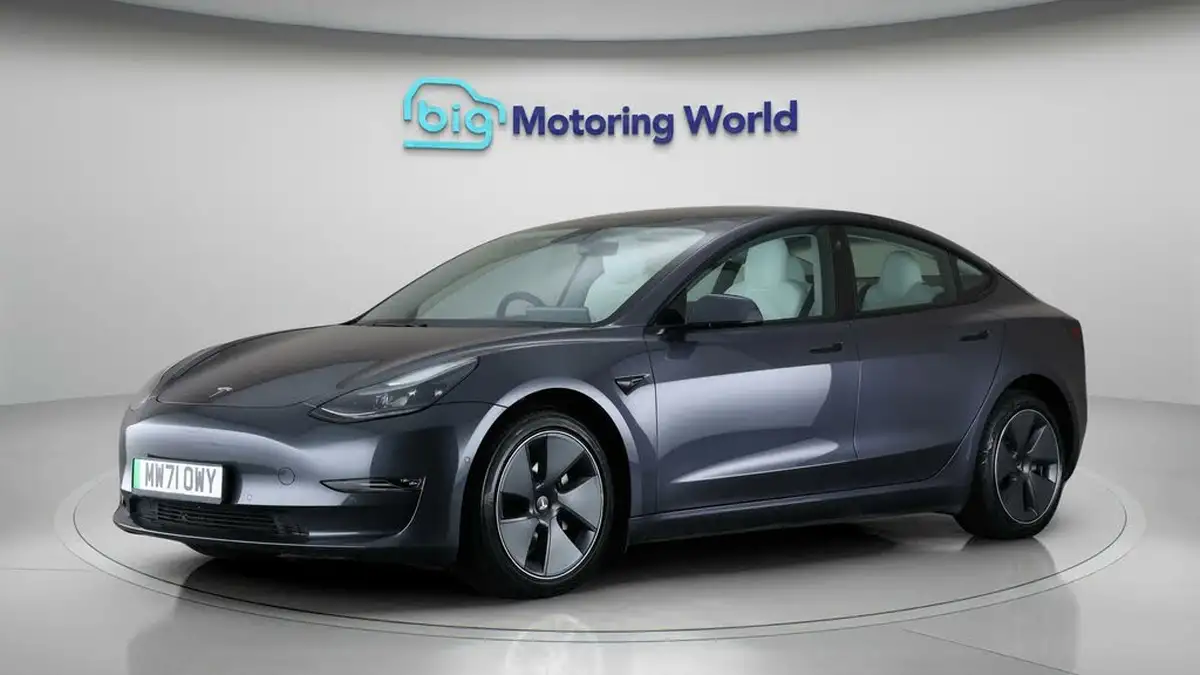 2021-tesla-model-3-e-long-range-awd-big-3