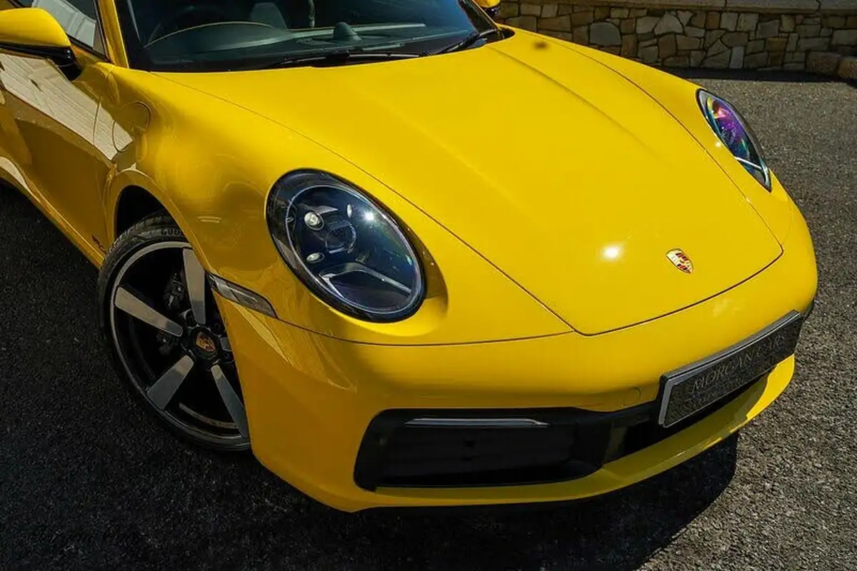 2021-porsche-911-30-carrera-coupe-big-18