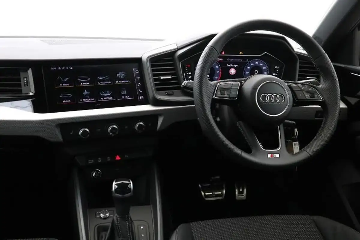2024-audi-a1-10-30-tfsi-s-line-116ps-tronic-big-10