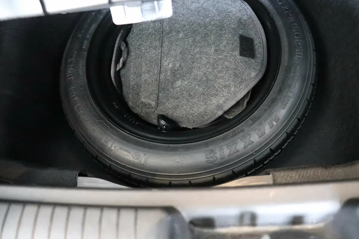2017-hyundai-ix20-16-se-nav-big-54