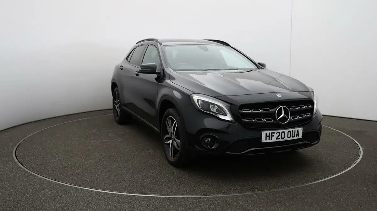 2020-mercedes-benz-gla-class-16-gla-180-urban-edition-ss-7g-dct-big-33
