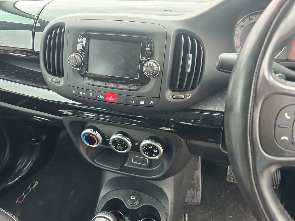 2017-fiat-500l-13-multijet-trekking-dualogic-big-5