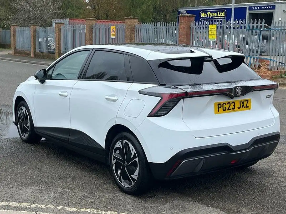 2023-mg-mg4-e-trophy-ev-203ps-long-big-4