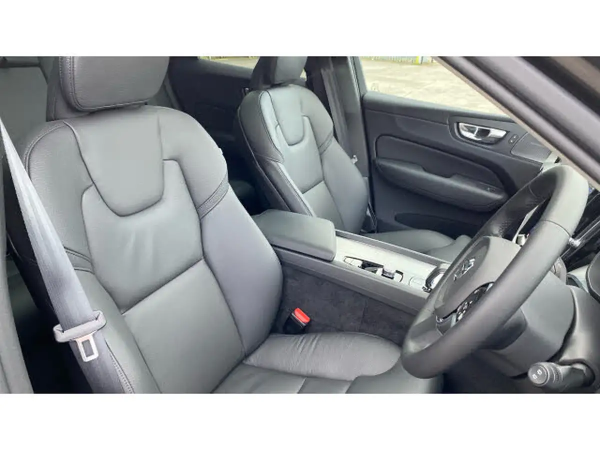 2024-volvo-xc60-20-b5-plus-big-8