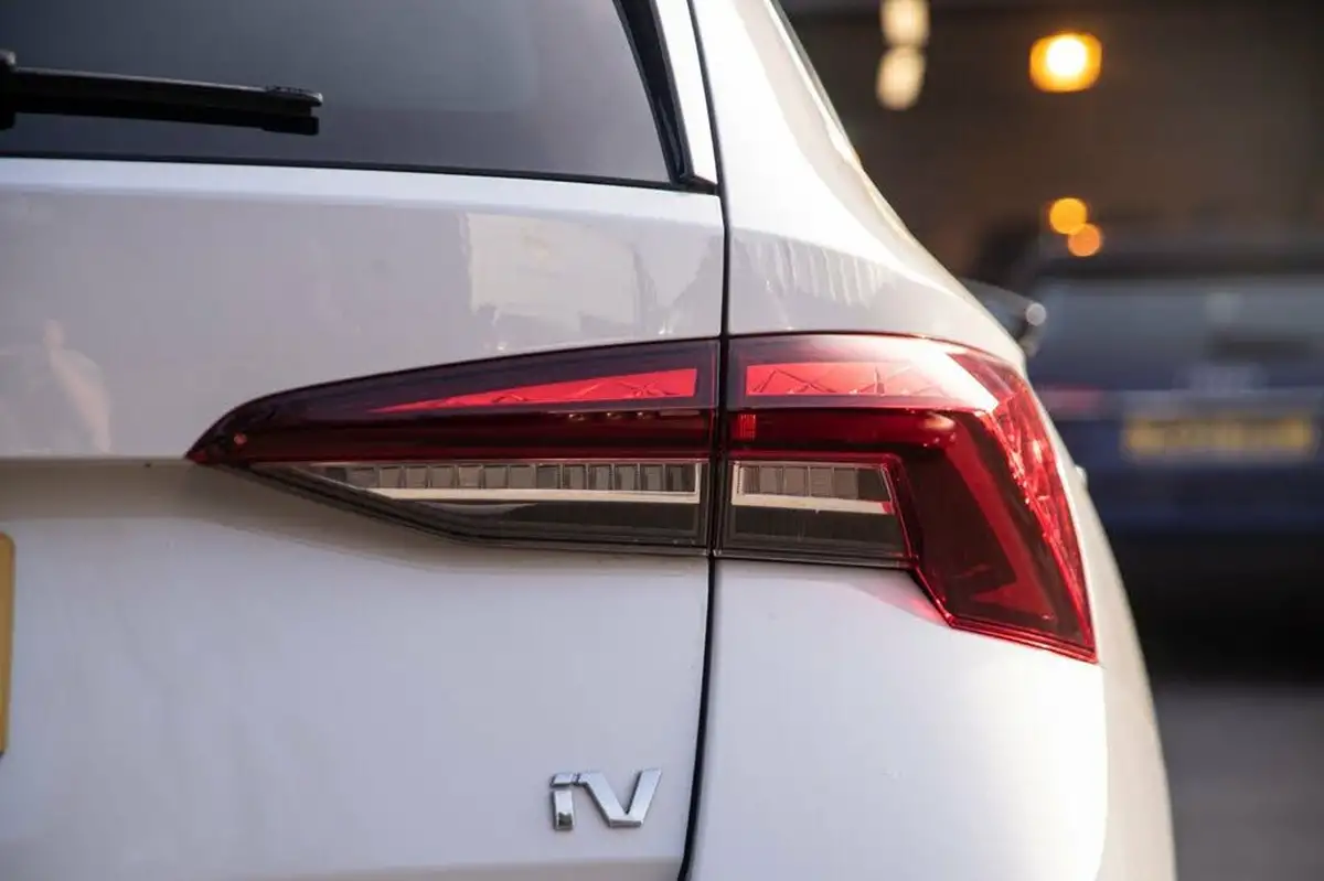 2022-skoda-octavia-14-tsi-se-l-estate-big-42