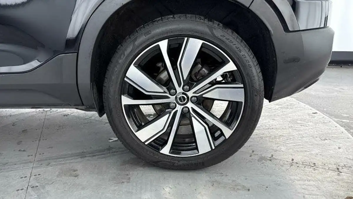 2021-volvo-xc40-15-t5-r-design-pro-258bhp-big-31