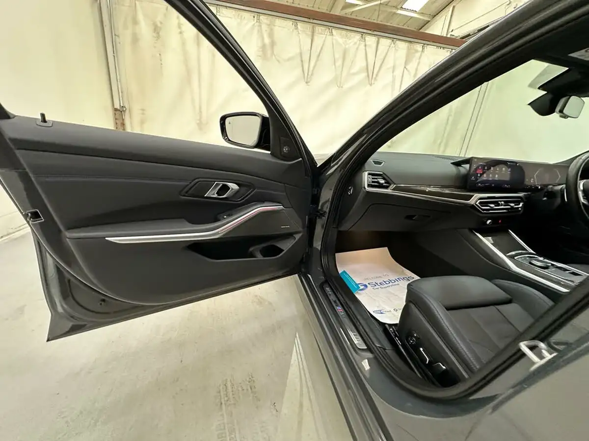 2023-bmw-3-series-30-m340i-xdrive-touring-5d-big-43