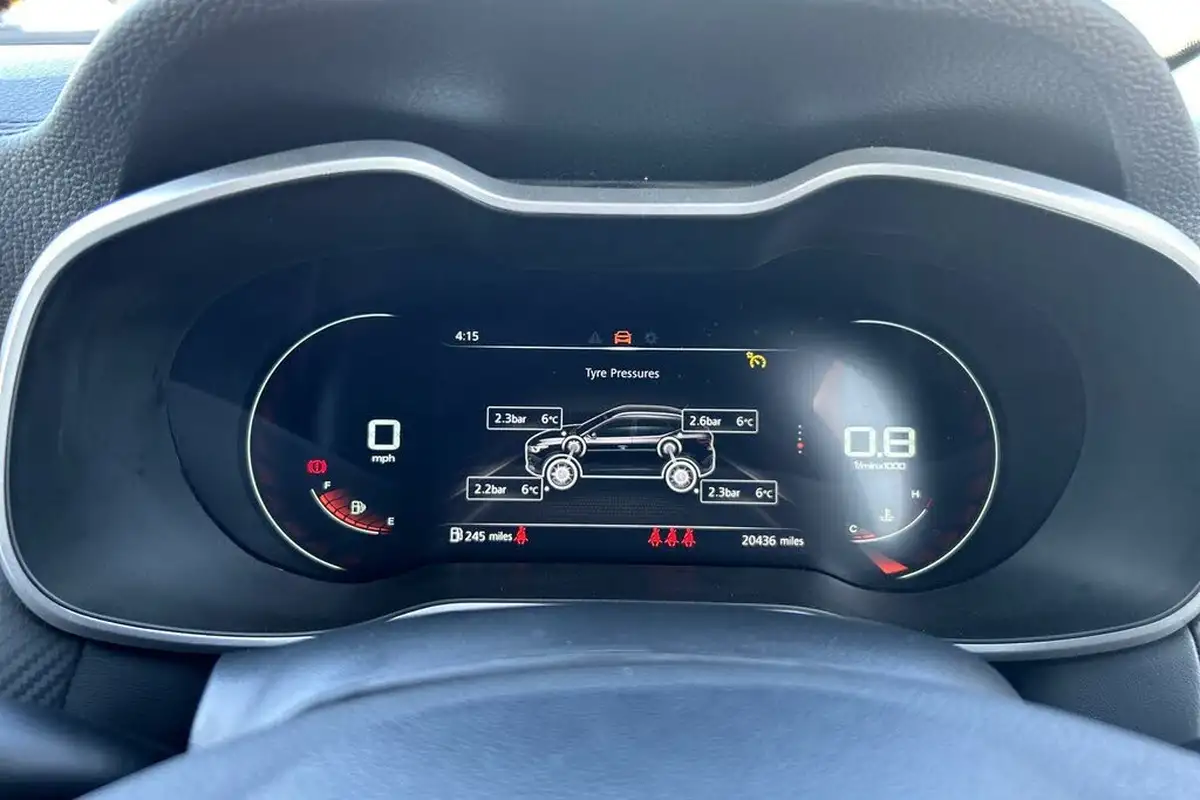 2023-mg-zs-suv-15-vti-tech-exclusive-big-17