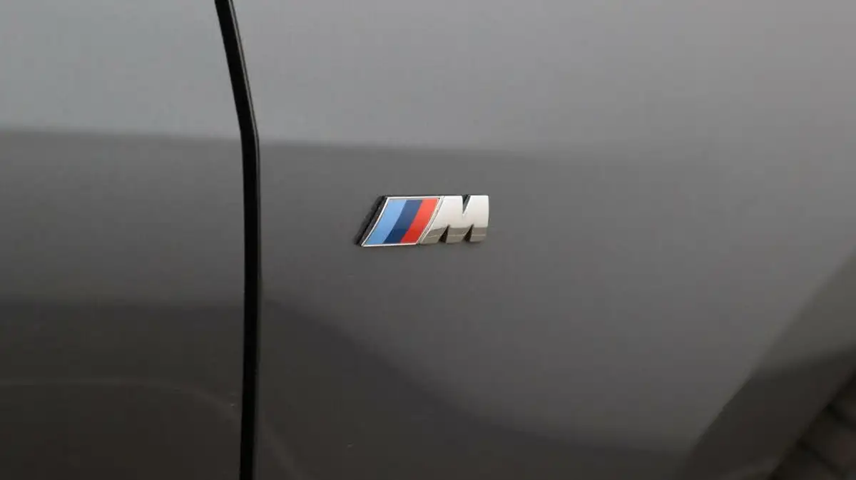 2020-bmw-1-series-20td-118d-m-sport-big-22