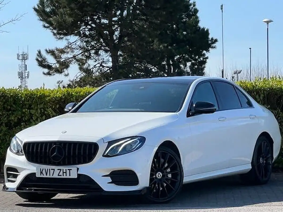 2017-mercedes-benz-e-class-30d-e350d-amg-line-premiumss-saloon-4d-big-4