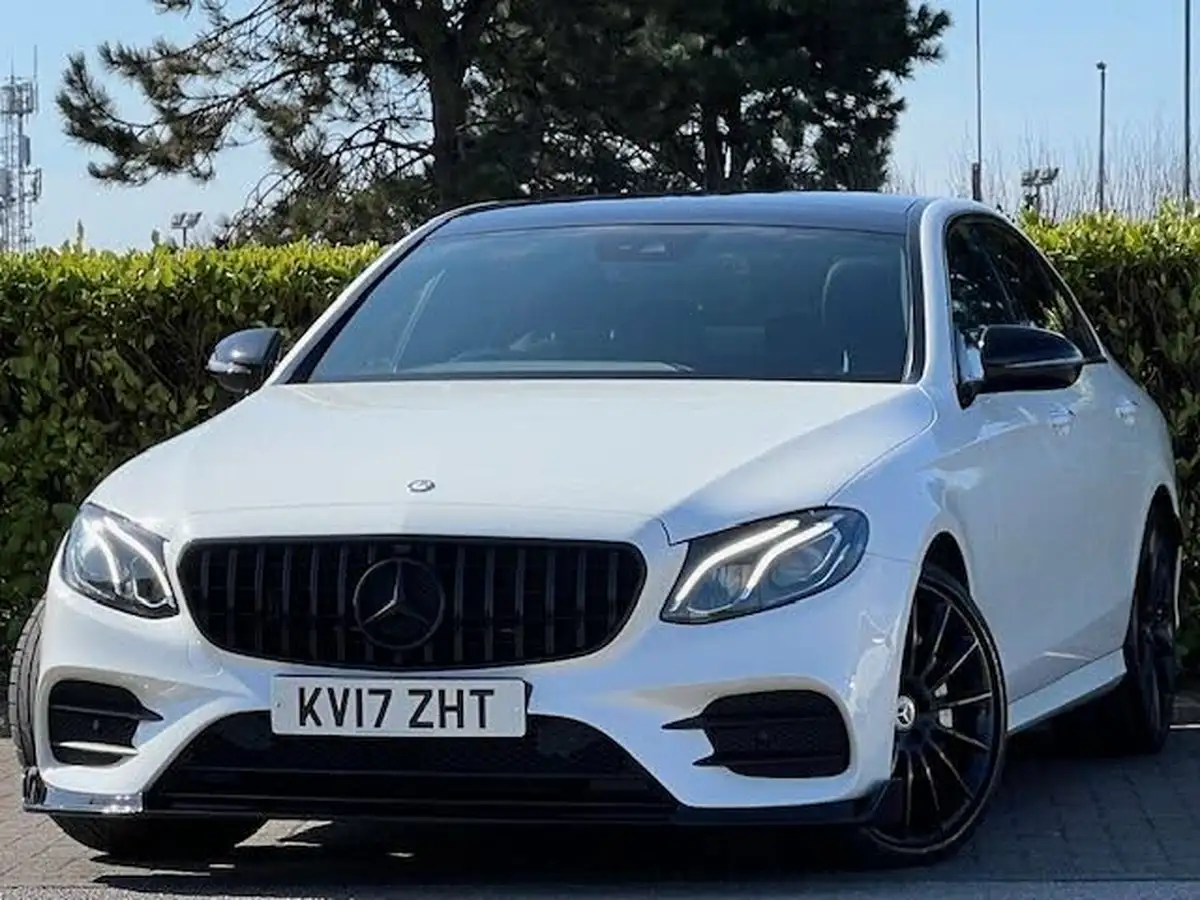 2017-mercedes-benz-e-class-30d-e350d-amg-line-premiumss-saloon-4d-big-0