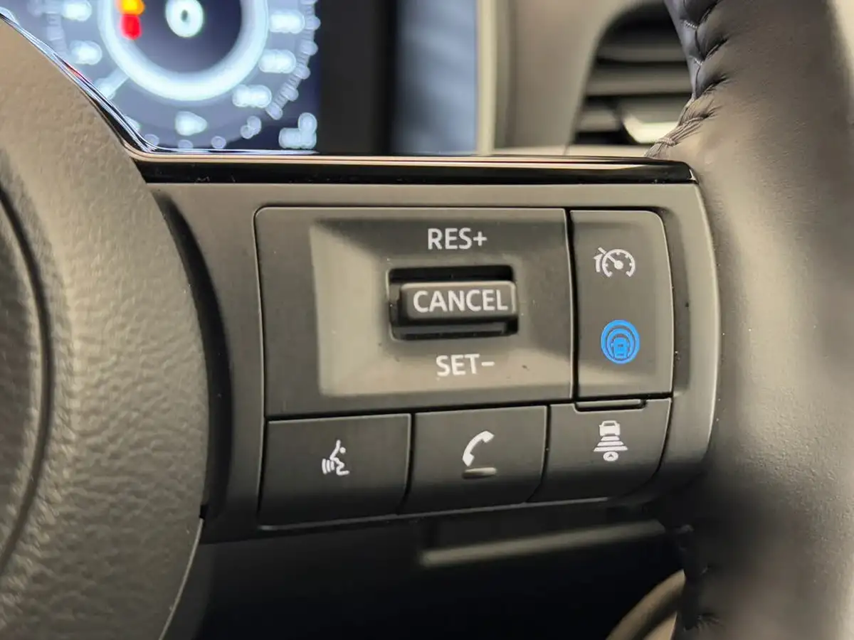 2024-nissan-qashqai-13-dig-t-n-connecta-140ps-mild-hybrid-big-22