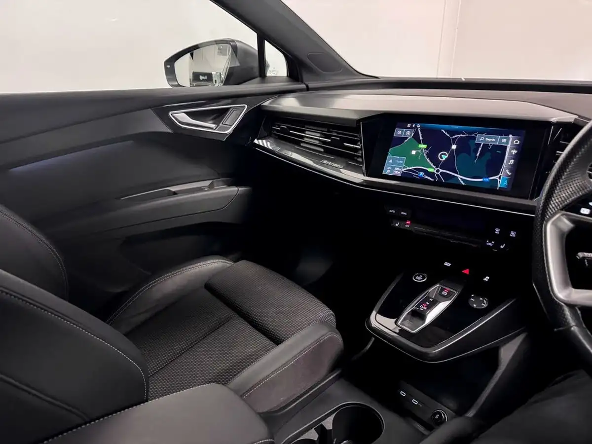 2022-audi-q4-e-tron-40e-s-line-station-wagon-big-23