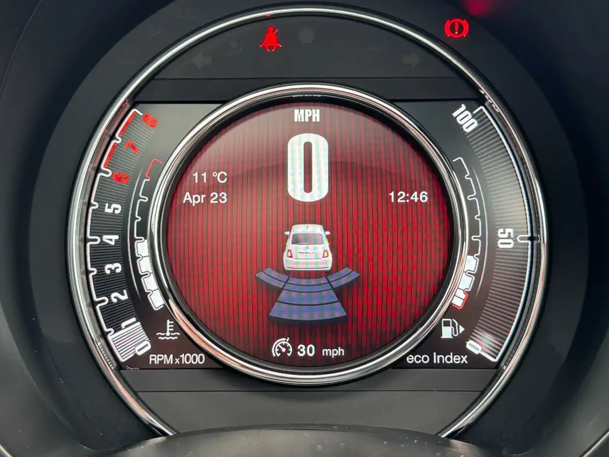 2024-fiat-500-10-top-big-29