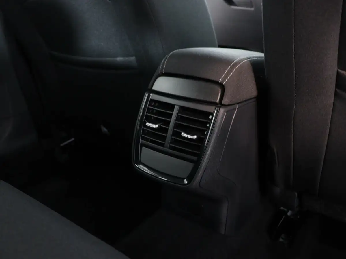 2022-skoda-kamiq-10-tsi-se-109ps-dsg-big-45