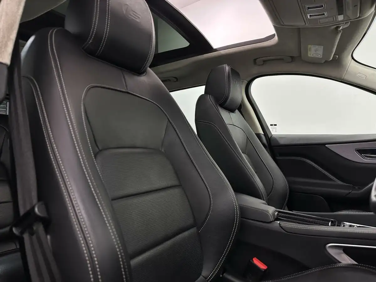 2019-jaguar-f-pace-30td-s-big-29