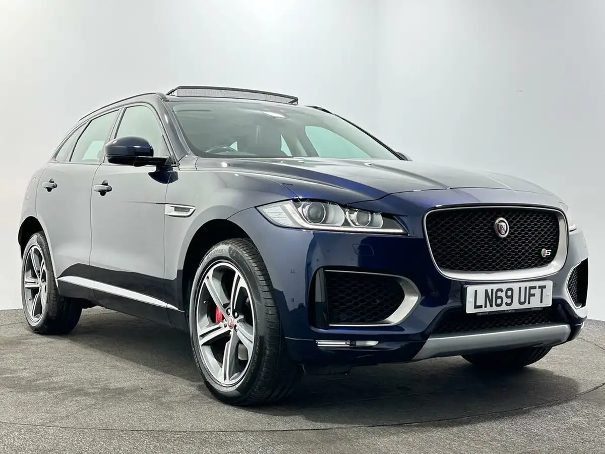 2019-jaguar-f-pace-30td-s-big-53