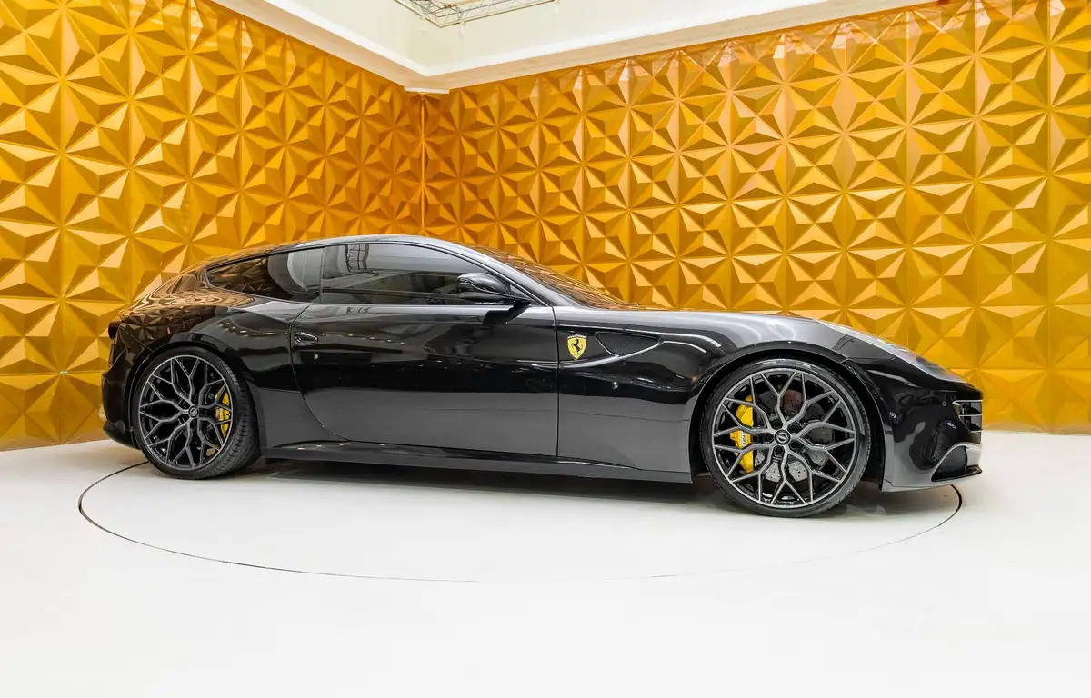 2012-ferrari-ff-63-big-35