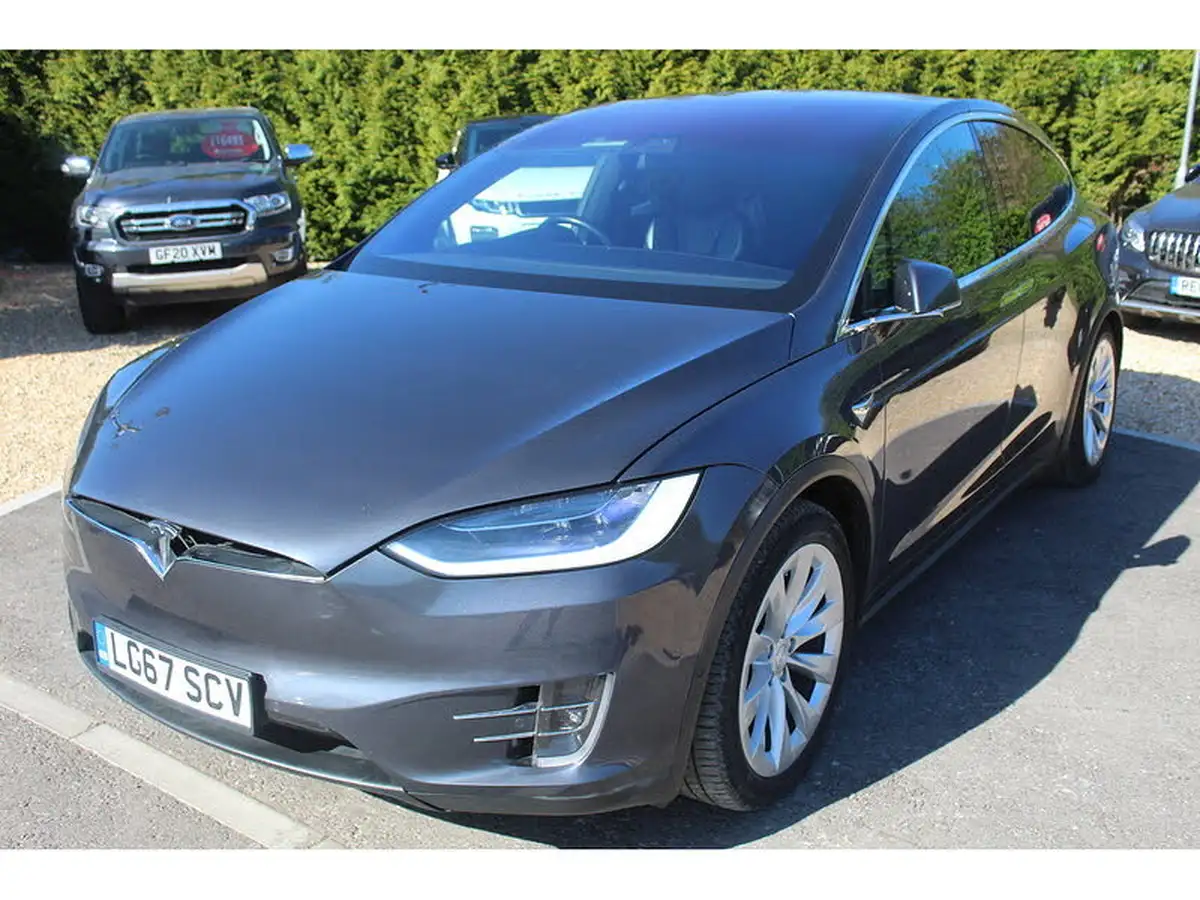 2017-tesla-model-x-e-100d-big-2