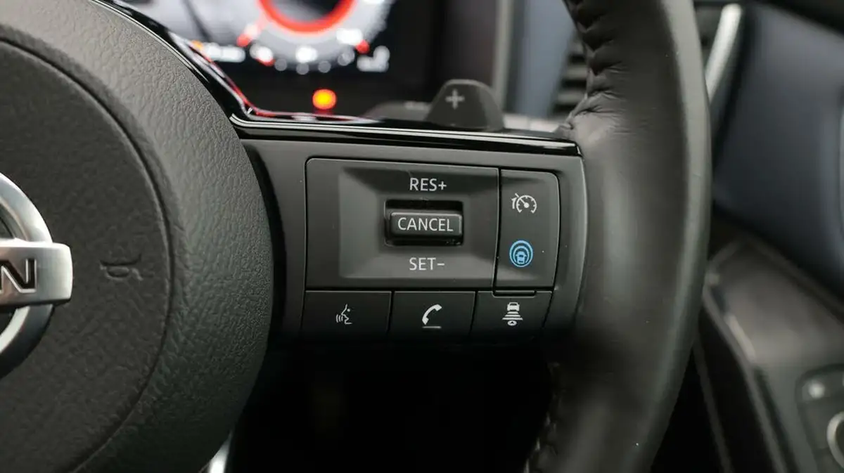 2022-nissan-qashqai-13-dig-t-tekna-158ps-xtronic-big-25