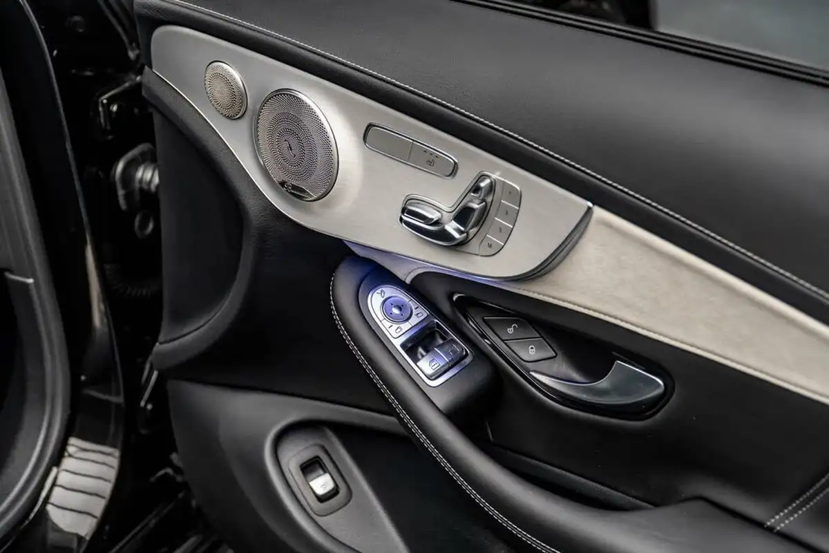 2022-mercedes-benz-c-class-40-c63-amg-s-night-edition-premium-plus-coupe-big-31