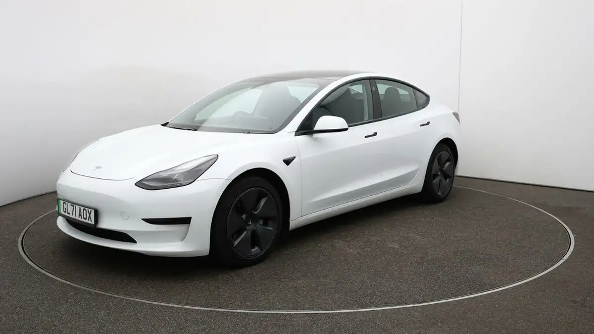 2021-tesla-model-3-e-standard-plus-big-3