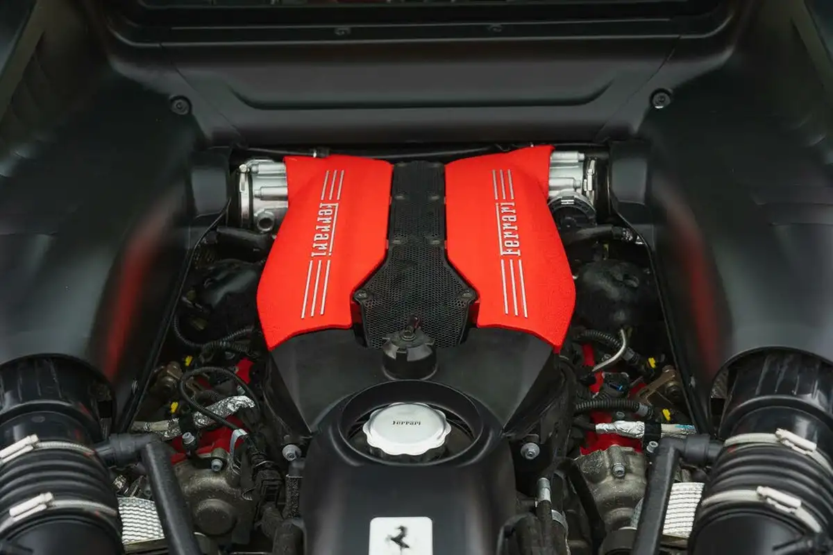 2018-ferrari-488-39-488-gtb-big-19