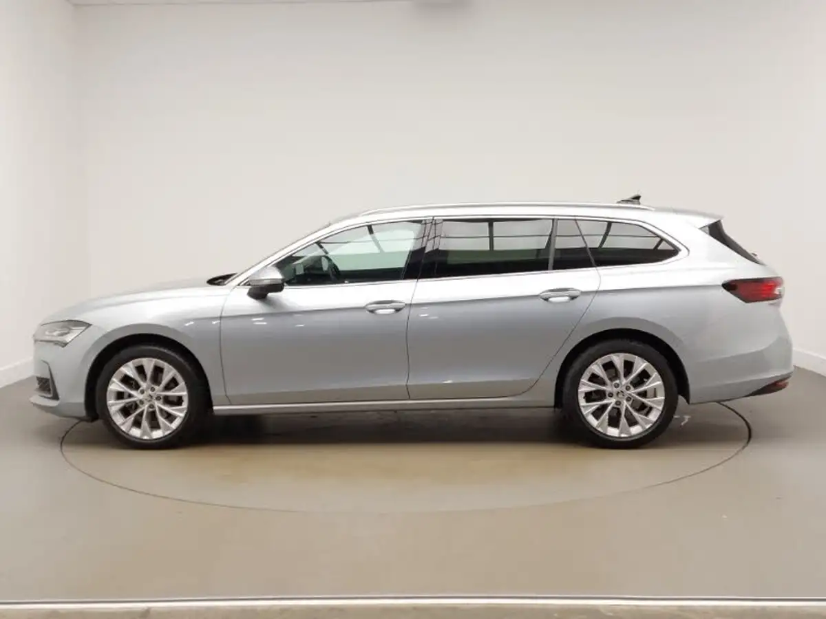 2024-skoda-superb-big-3