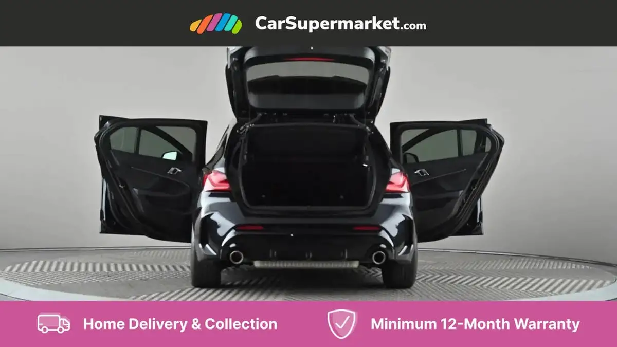 2022-bmw-1-series-20-m135i-xdrive-big-10