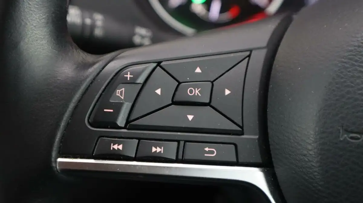 2020-nissan-qashqai-13-dig-t-acenta-premium-140ps-big-22