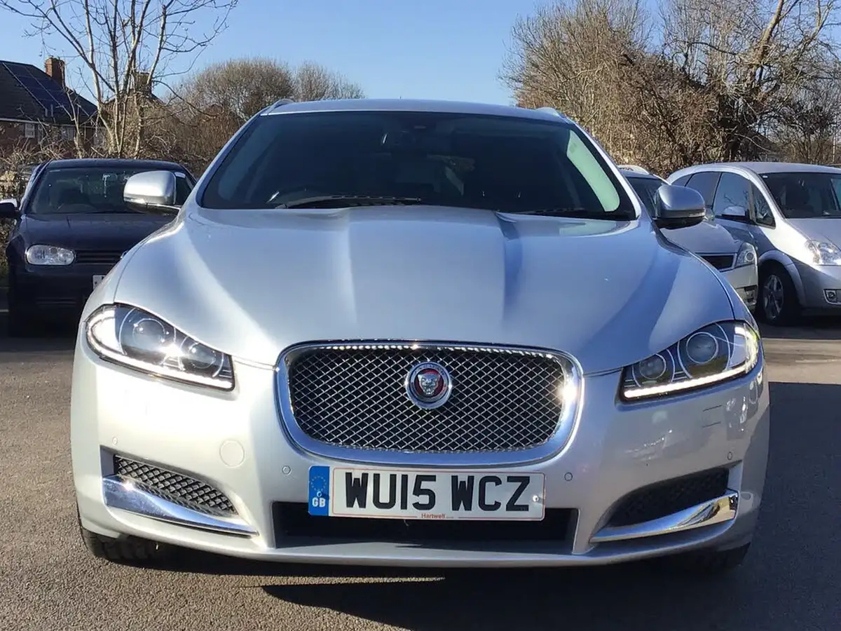 2014-jaguar-xf-22td-premium-luxury-200ps-sportbrake-5d-big-1