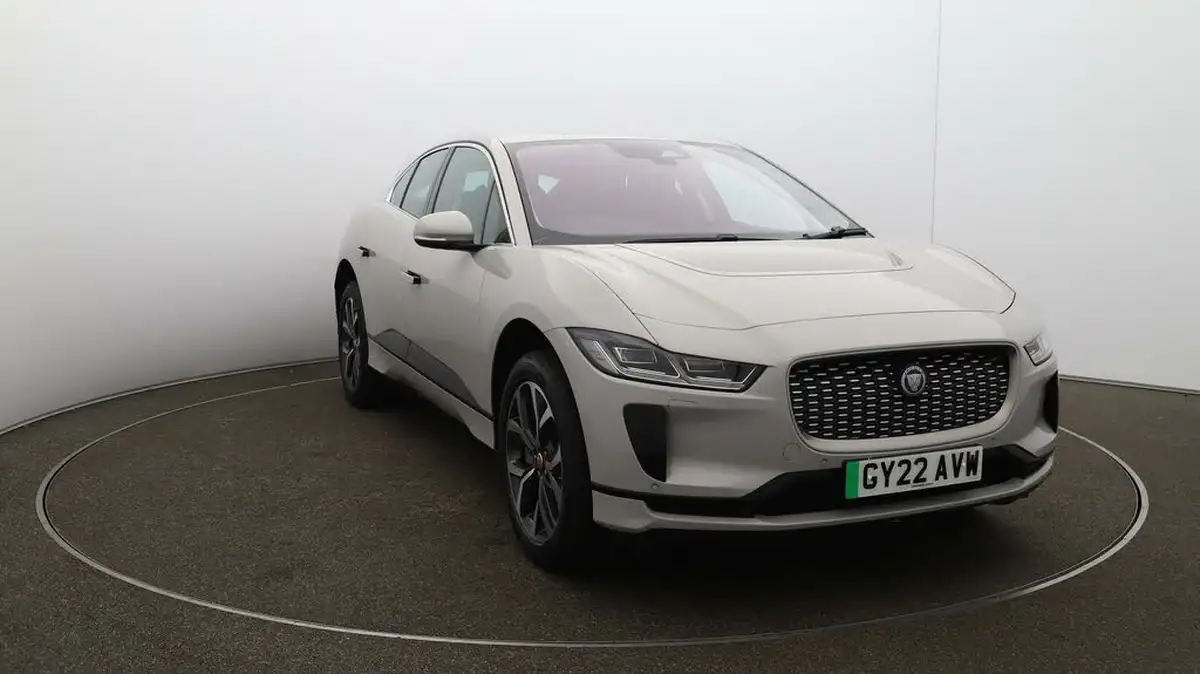 2022-jaguar-i-pace-ev400-hse-big-35