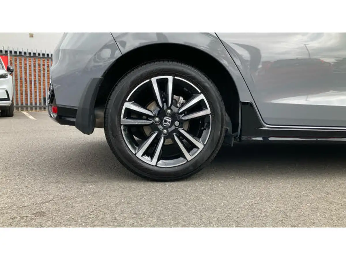 2023-honda-jazz-15-i-mmd-advance-sport-big-8
