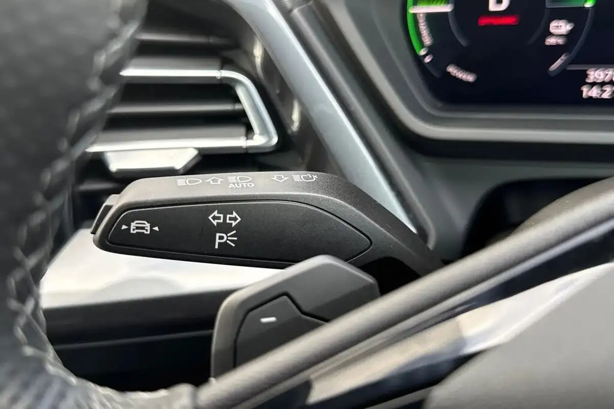 2024-audi-q4-e-tron-45e-black-edition-station-wagon-auto-big-29