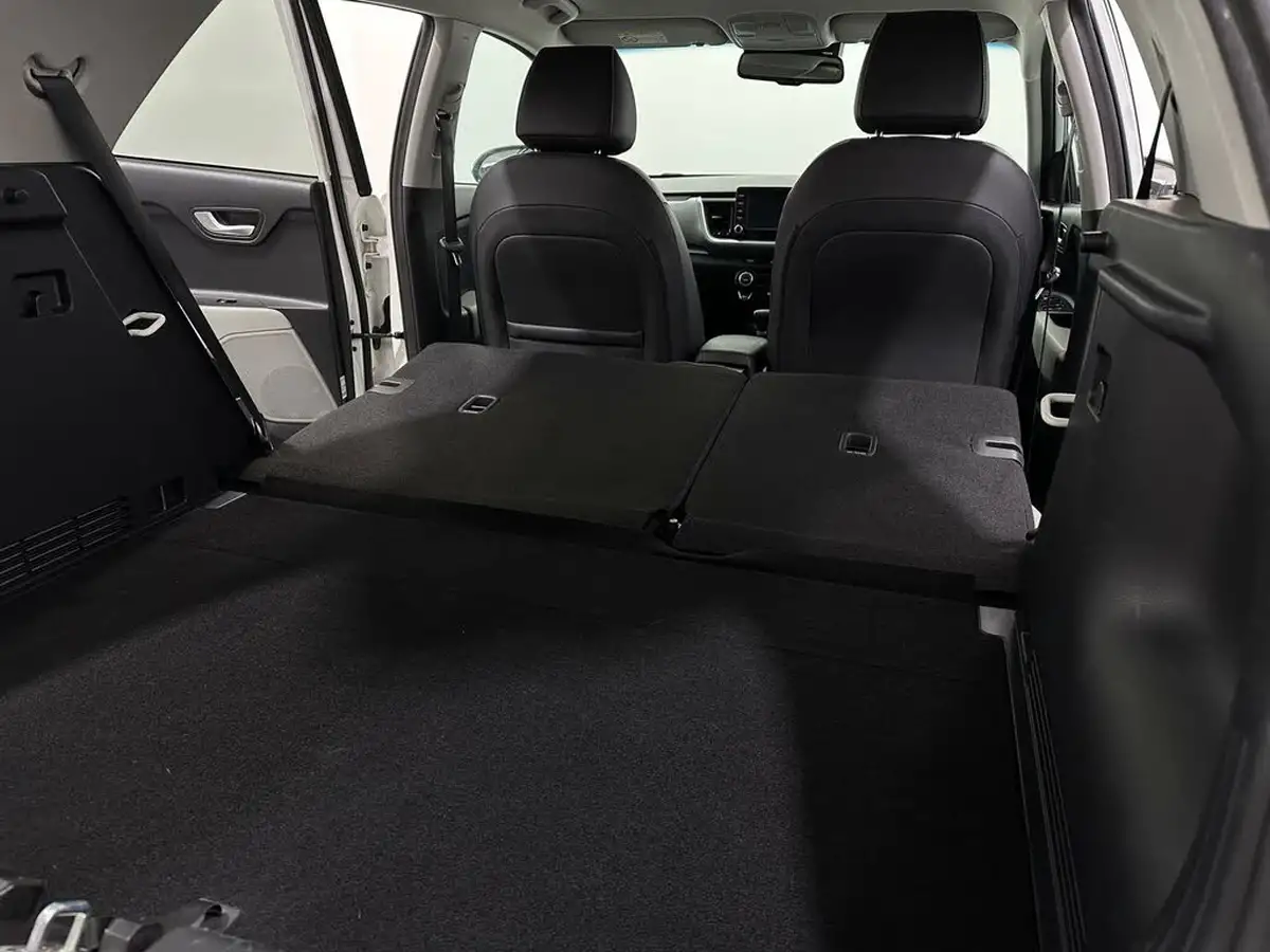 2019-kia-stonic-10-t-gdi-4-dct-big-40