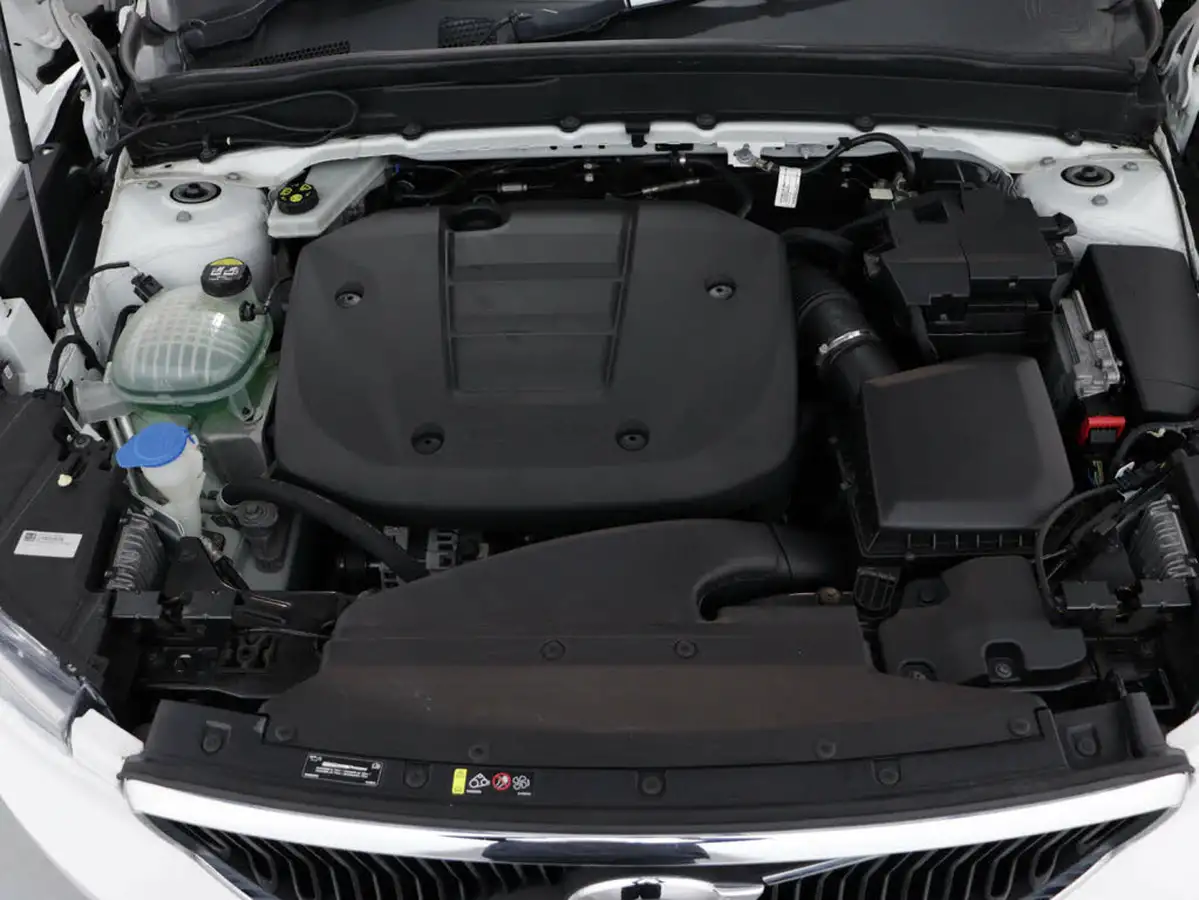 2020-volvo-xc40-15-t3-momentum-big-45