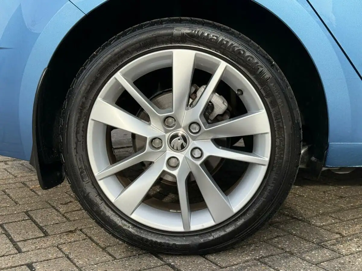 2019-skoda-octavia-15-tsi-se-l-hatchback-dsg-big-37