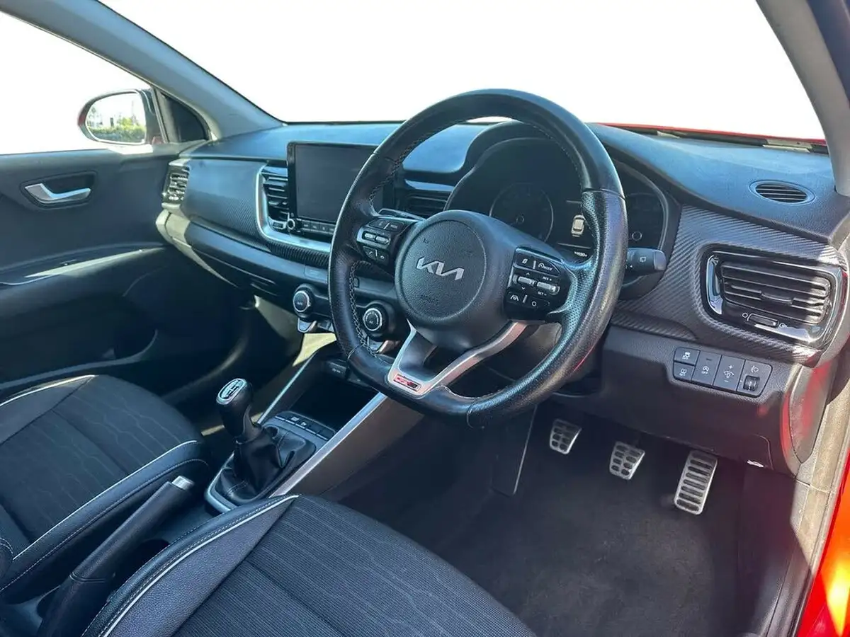 2022-kia-stonic-10-t-gdi-gt-line-118bhp-48v-big-9