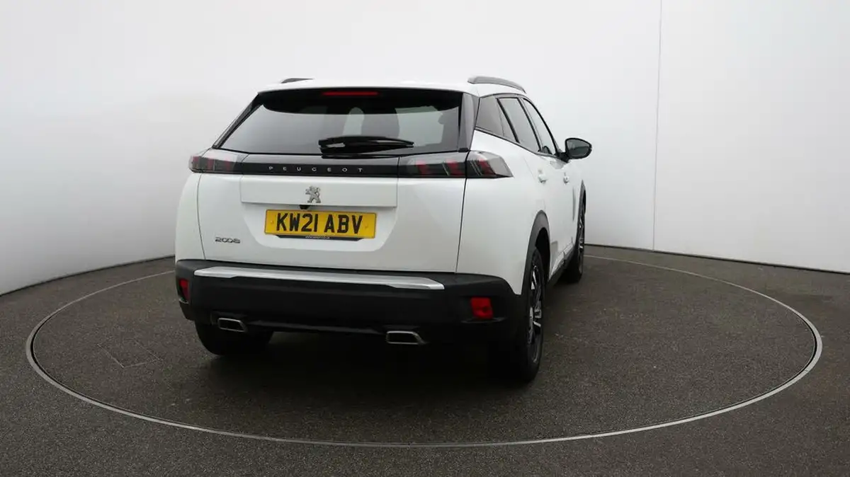 2021-peugeot-2008-suv-12-puretech-allure-premium-130bhp-eat8-big-49