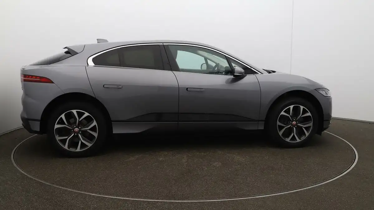 2022-jaguar-i-pace-ev400-hse-big-43