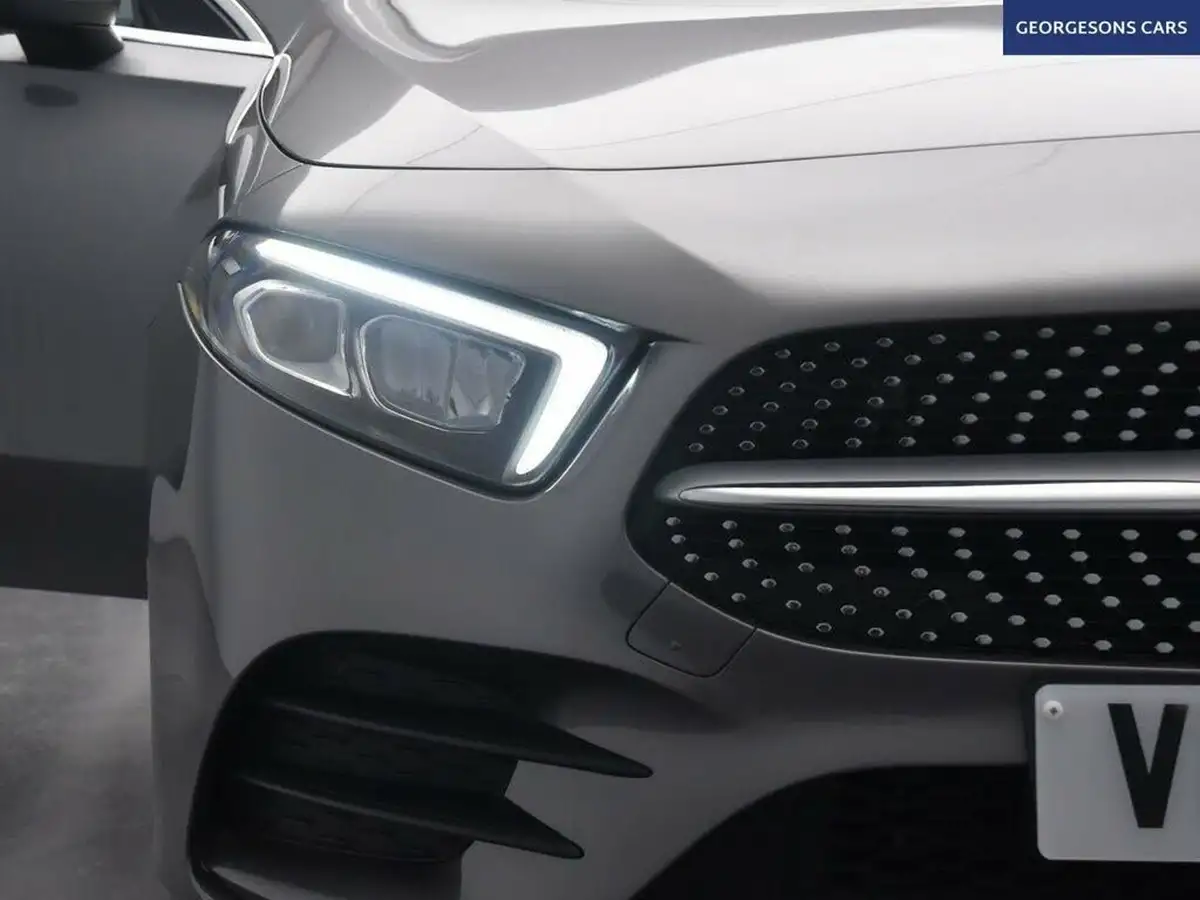 2020-mercedes-benz-a-class-20d-a200d-amg-line-hatchback-5d-big-10