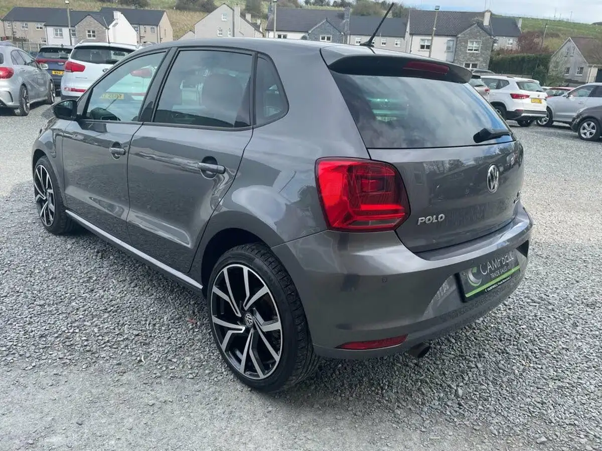 2016-volkswagen-polo-12-tsi-match-5d-big-3
