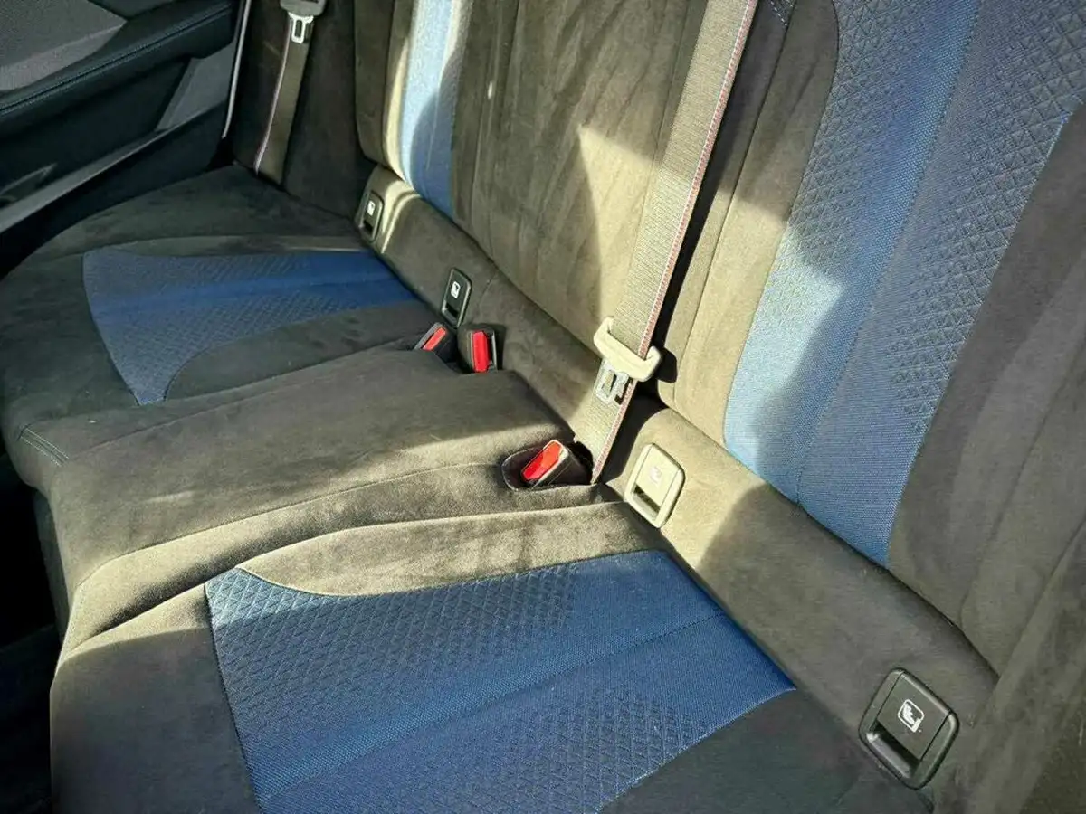 2021-bmw-1-series-20-m135i-xdrive-big-25