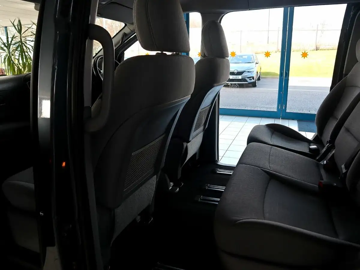 2019-hyundai-i800-25crdi-se-nav-136ps-big-20