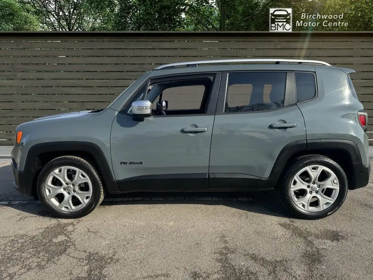 2015-jeep-renegade-16-multijet-ii-limited-ss-big-3