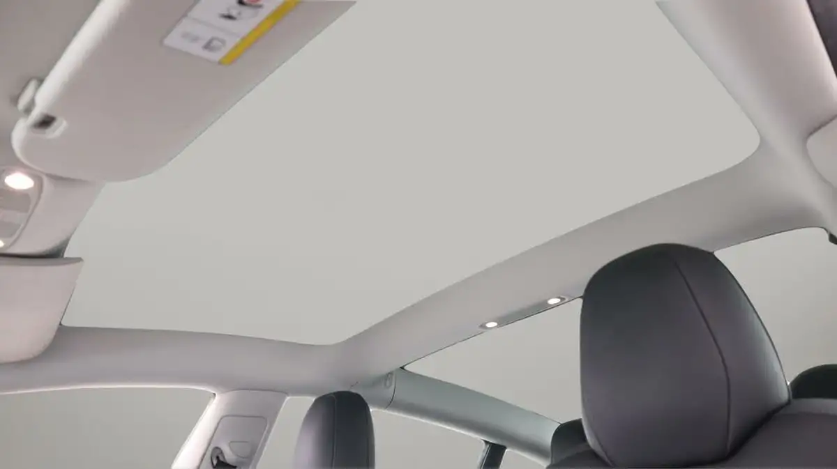 2021-tesla-model-3-e-long-range-awd-big-25