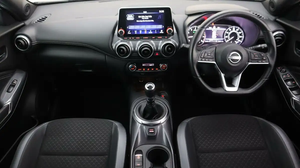 2023-nissan-juke-10-dig-t-n-connecta-big-12