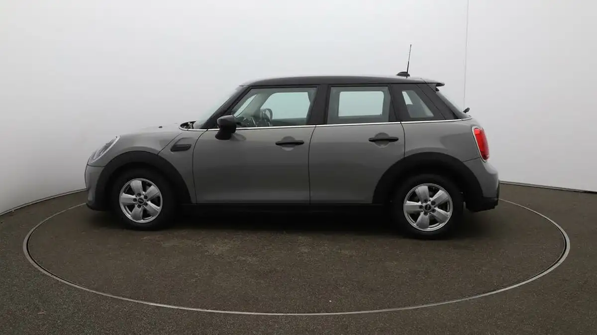 2022-mini-cooper-15-cooper-classic-hatchback-5d-big-54