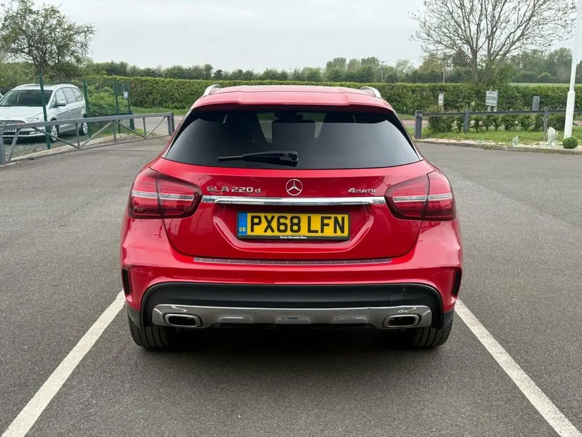 2018-mercedes-benz-gla-class-21d-gla-220d-amg-line-177ps-premiumss-big-5
