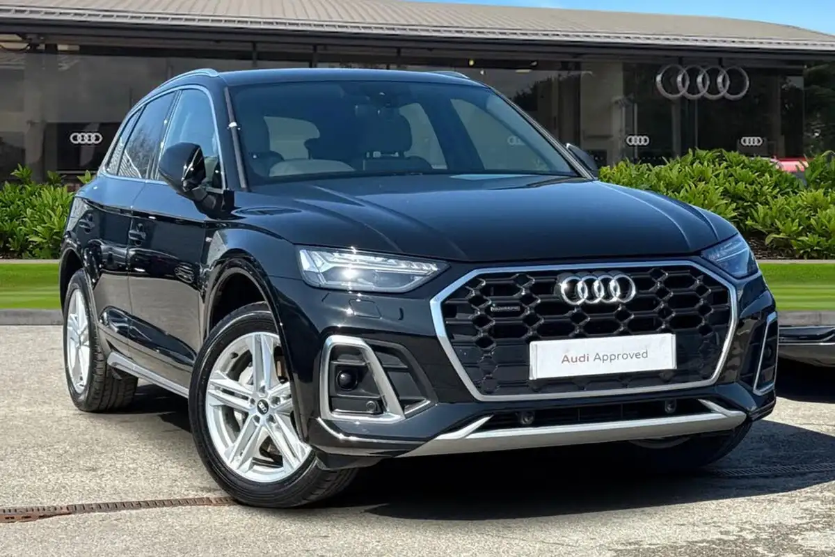 2023-audi-q5-20-50-tfsi-e-s-line-station-wagon-big-0